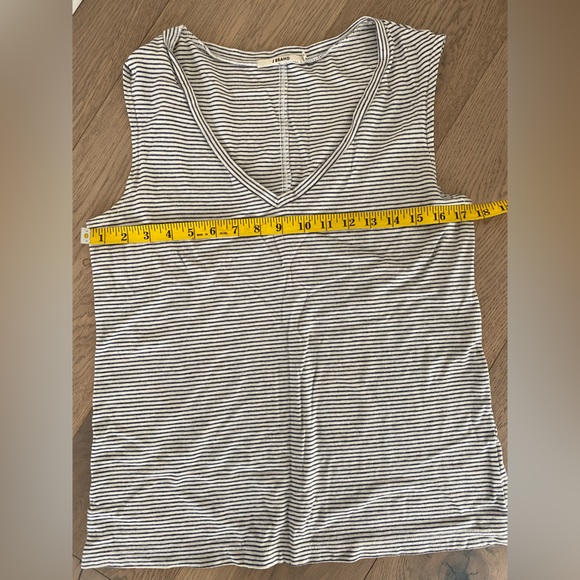 JBrand cotton tank with strip - Picture 2 of 3
